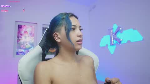 Kayra online show from October 13, 2025, 11:43 am