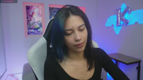 Kayra online show from November 26, 2025, 12:06 pm