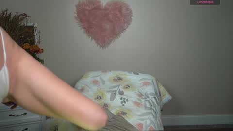 EliandKylie online show from September 14, 2025, 2:22 am