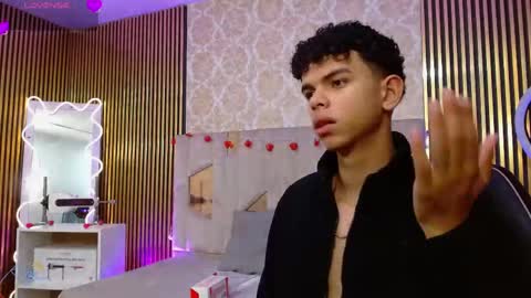  keahi  online show from April 17, 2026, 7:28 pm