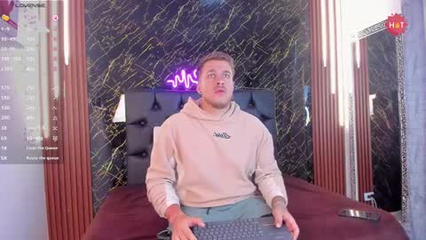 Keane online show from October 4, 2025, 12:58 pm