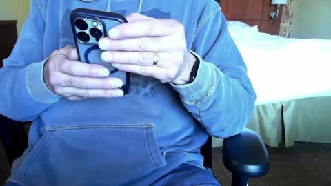 keepitreal098 online show from March 1, 2025, 6:11 pm