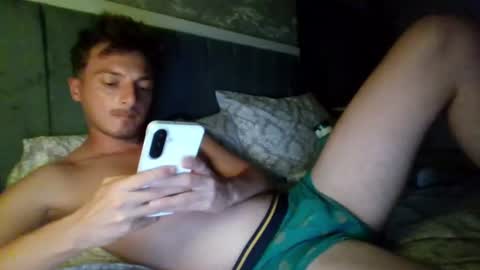 Snapshot of keetherwulf chatting on August 6, 2026, 12:23 am keetherwulf online show from August 6, 2026, 12:23 am