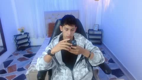 Snapshot of kei_23 chatting on April 10, 2026, 11:37 am Kei online show from April 10, 2026, 11:37 am