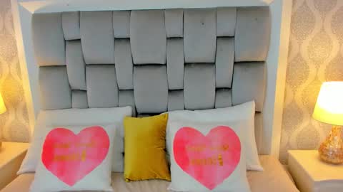 Snapshot of keiira_fox chatting on January 17, 2026, 11:26 am Keiira Fox online show from January 17, 2026, 11:26 am