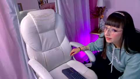 Snapshot of keiko_amane chatting on June 19, 2026, 3:11 am online show from June 19, 2026, 3:11 am