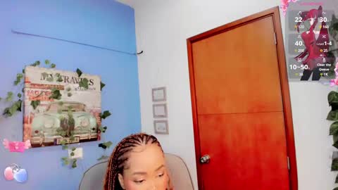 Snapshot of keila_lol chatting on January 22, 2025, 1:11 pm Natalia online show from January 22, 2025, 1:11 pm