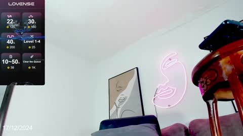 Keila  online show from December 17, 2024, 6:09 pm