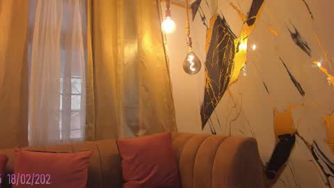 Keila  online show from February 18, 2025, 6:47 pm