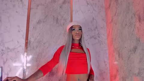 Keila  online show from November 14, 2025, 2:16 pm