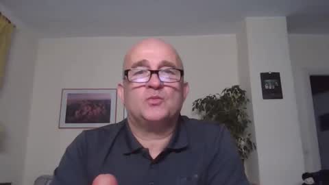 keilie1 online show from September 13, 2025, 9:14 pm