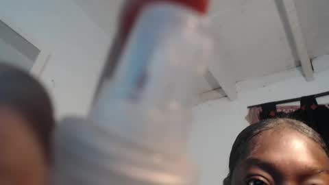 Snapshot of keilysofia chatting on January 19, 2025, 1:53 am Keili online show from January 19, 2025, 1:53 am