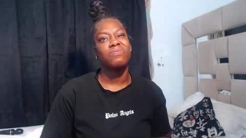 Snapshot of keilysofia chatting on January 20, 2025, 3:15 am Keili online show from January 20, 2025, 3:15 am