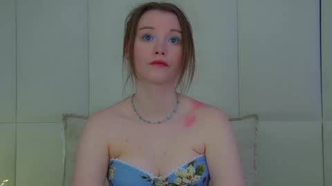 Keira online show from March 1, 2026, 7:32 am