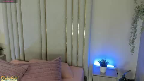 keirahartz online show from April 21, 2026, 11:38 am