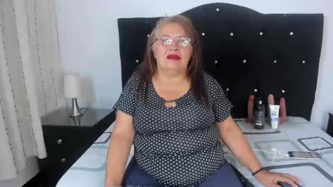   online show from September 24, 2025, 11:35 am