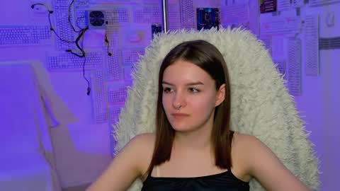 kelliebanshe online show from June 18, 2026, 9:14 am