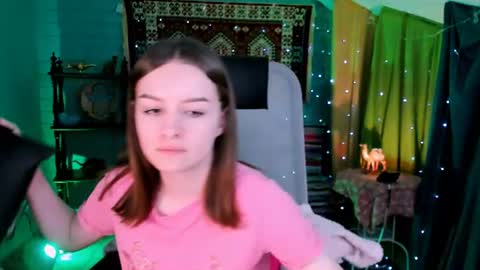 kelliebanshe online show from June 26, 2026, 8:19 am