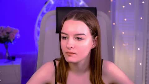 kelliebanshe online show from July 16, 2026, 4:40 am