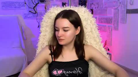 kelliebanshe online show from July 29, 2026, 4:54 am