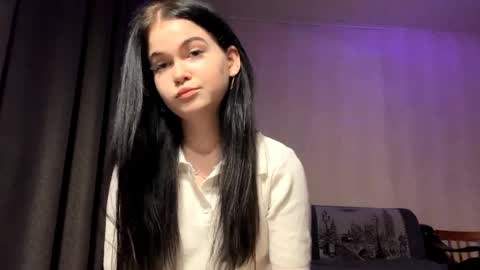 Bella online show from April 4, 2026, 3:42 pm