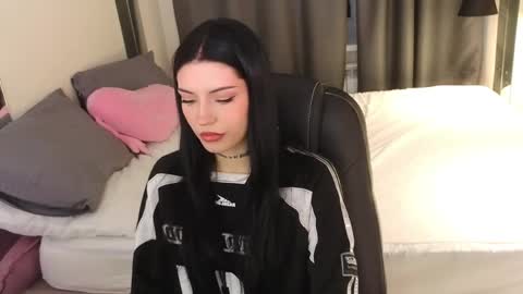 Kelly online show from May 16, 2026, 6:54 am
