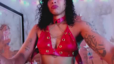 kelly__thomson online show from February 9, 2025, 5:33 pm