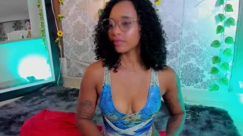 kelly__thomson online show from February 10, 2026, 11:42 pm