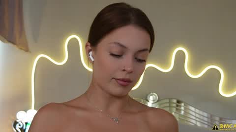 Kelly online show from March 23, 2026, 5:22 am