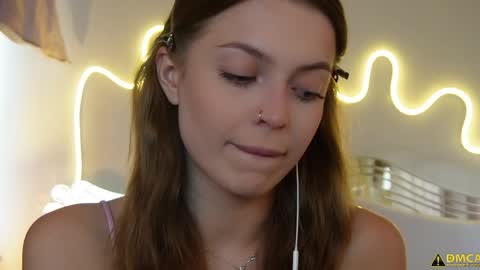 Kelly online show from April 7, 2026, 5:30 am