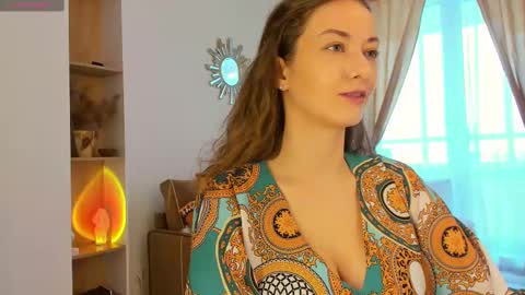 Kelly XO online show from February 17, 2025, 1:21 pm