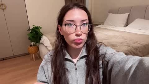 Kelly online show from September 29, 2025, 8:30 am