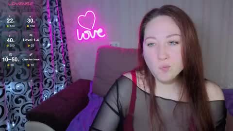 kellycrystall online show from January 11, 2026, 9:25 am