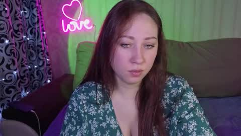 kellycrystall online show from March 26, 2026, 7:25 am
