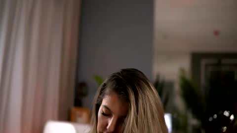 Denise online show from November 5, 2025, 2:22 am