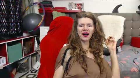 kelly online show from January 27, 2025, 7:45 am