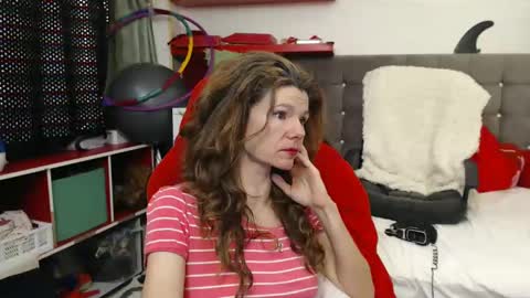 kelly online show from February 4, 2025, 9:31 pm