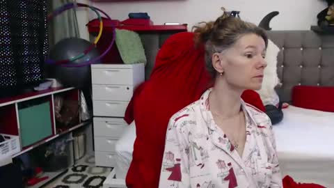 kelly online show from February 6, 2025, 12:05 pm