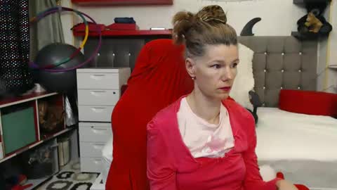 kelly online show from February 8, 2025, 6:55 pm