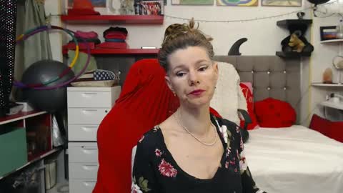 kelly online show from February 14, 2025, 6:40 pm