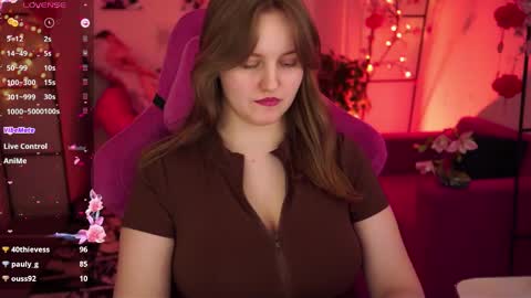 kelly online show from April 1, 2026, 1:41 pm