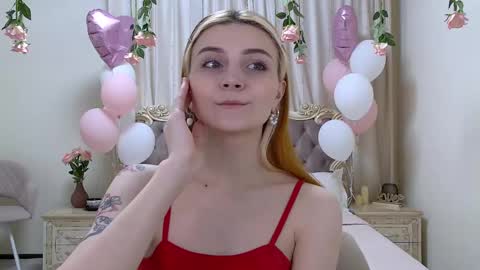 Kelly Stoneys online show from March 4, 2025, 8:38 pm