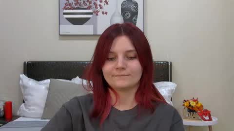 Kelly Stoneys online show from November 9, 2025, 5:39 am