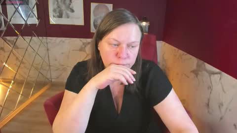 Kelly online show from December 20, 2025, 1:07 pm