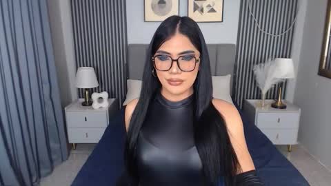 kelsie_silva online show from November 19, 2025, 7:03 pm