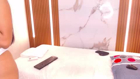 Samanta  online show from March 5, 2026, 12:12 pm