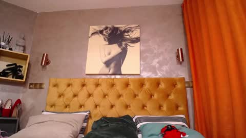 kelsikarterr online show from January 21, 2025, 4:54 am