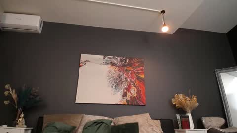 kelsikarterr online show from January 28, 2025, 5:11 am