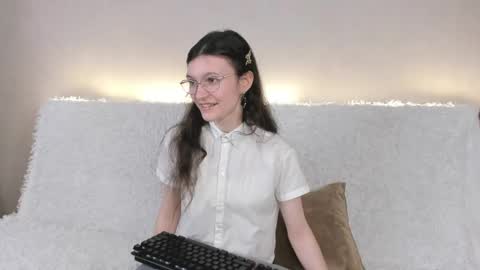Snapshot of kelsirabenold chatting on May 18, 2026, 4:51 am Kelsirabenold online show from May 18, 2026, 4:51 am
