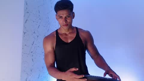 ken__owensx online show from April 24, 2026, 5:59 pm